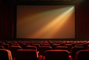 Donald Trump anuncia tarifa de 100% sobre filmes produzidos no exterior, gerando incertezas no mercado global.