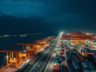 Análise da queda de aprovação de Trump após anúncio de tarifas sobre exportações brasileiras.