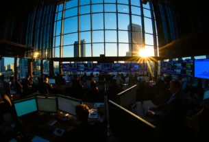 Ibovespa em leve baixa com dólar a R$ 5,415 e juros futuros em queda, refletindo otimismo no mercado financeiro.